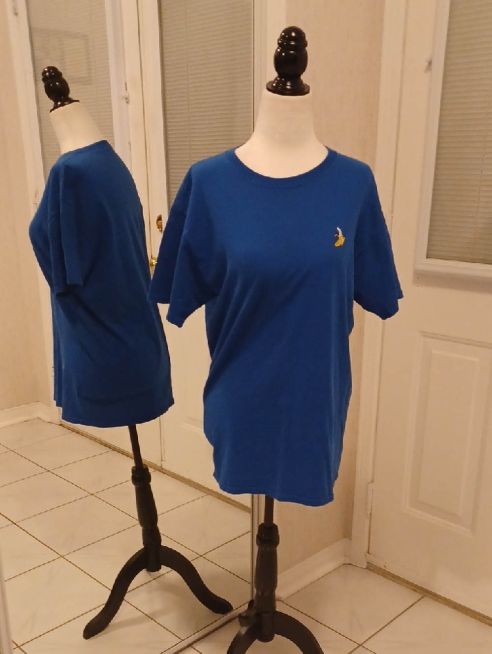 4/$40 Blue Crewneck Tee with Embroidered Banana - Size Medium